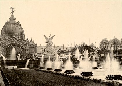 Les fontaines lumineuses - Parc du Champ-de-Mars