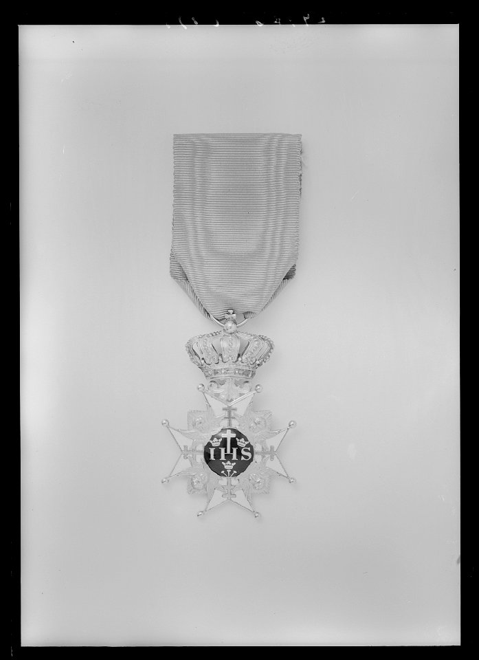 Lilla serafimerordenkorset, tjänstetecken förunderofficiant vid KMO, modell efter 1856 - Livrustkammaren - 26262