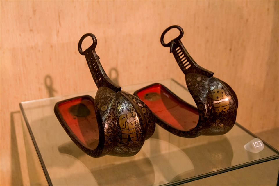 Lisboa-Museu Nacional de Arte Antiga-Estribos-20140917