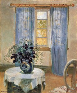 Living room with lilac curtins and blue Clematis