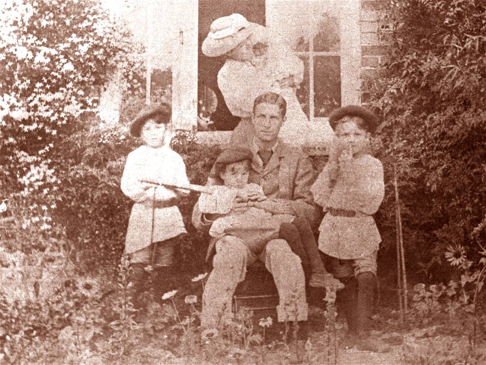 Llewelyn Davies family 1901