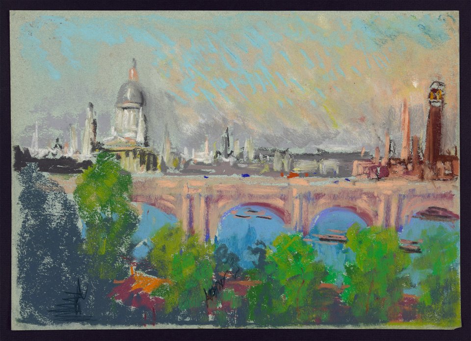 London over Waterloo Bridge LCCN2007666776