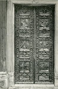 Loreto Porta centrale del Santuario