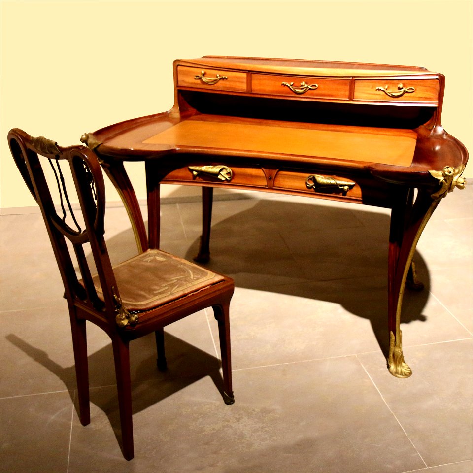 Louis Majorelle-Bureau de dame nénuphar