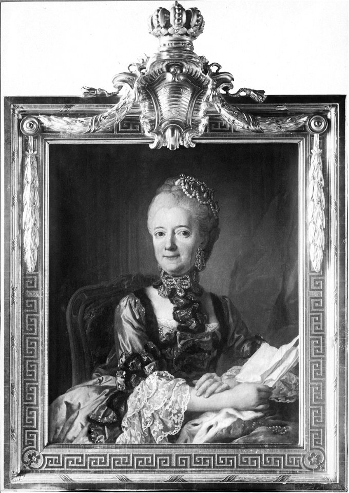 Lovisa Ulrika, 1720-1782, drottning av Sverige, prinsessa av Preussen (Lorens Pasch d.y.) - Nationalmuseum - 40118. Free illustration for personal and commercial use.