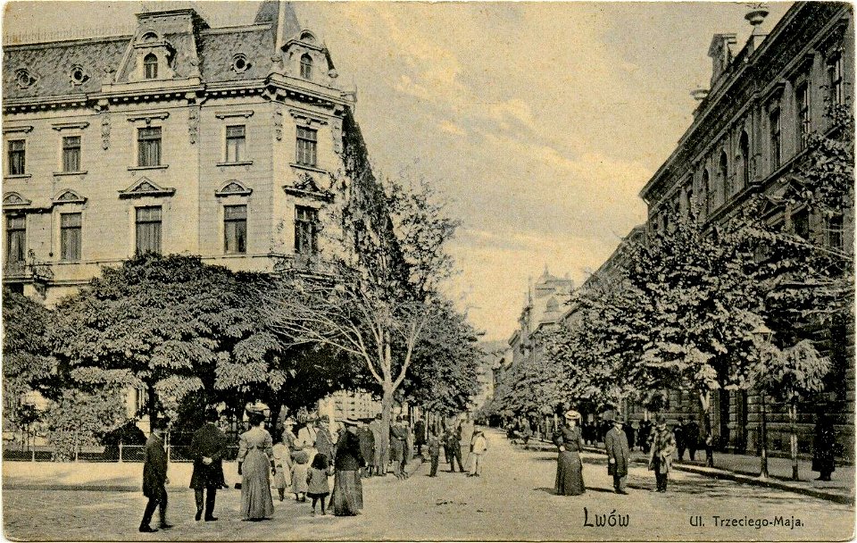 Lwów, ul.3 Maja -postcard