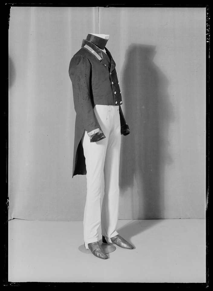 Långbyxor till liten hovuniform som tillhört Karl XIV Johan - Livrustkammaren - 19000