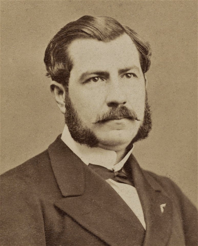 Léon Renault