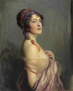 László - Mrs Wilfrid Ashley