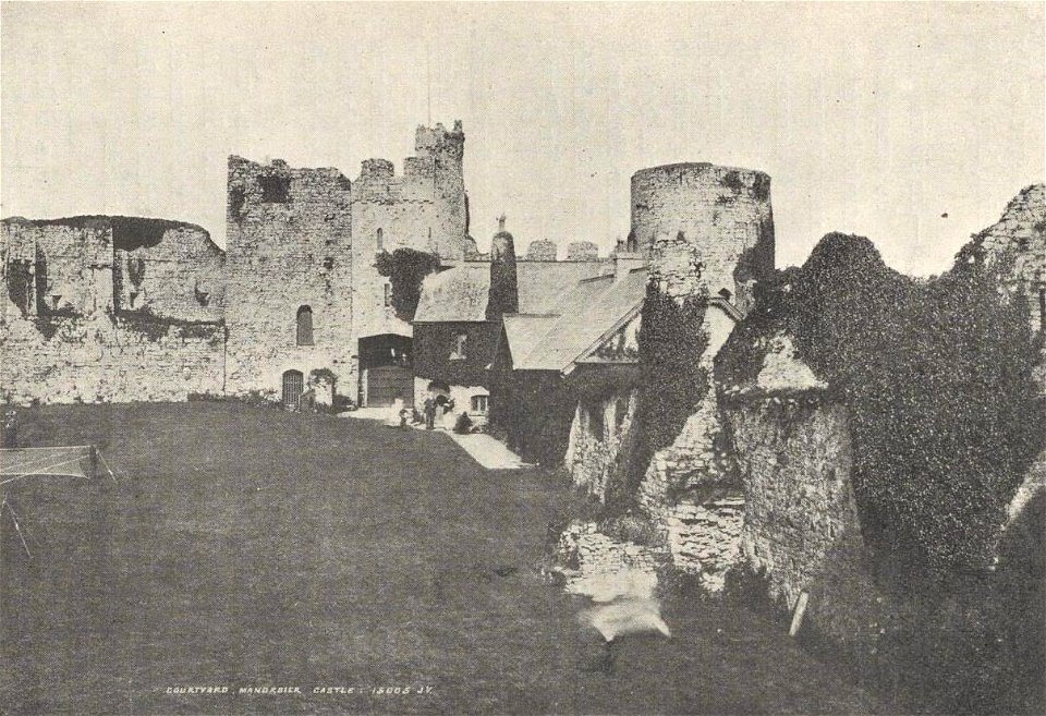 Manorbier Castle (4806621)