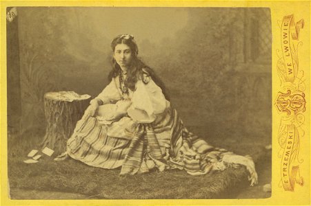 MARIA OSTASZEWSKA W KOSTIUMIE CYGANKI