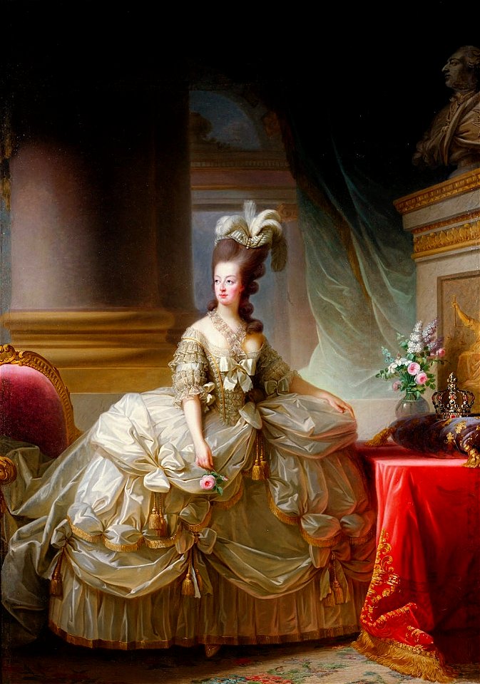 Marie Antoinette Adult
