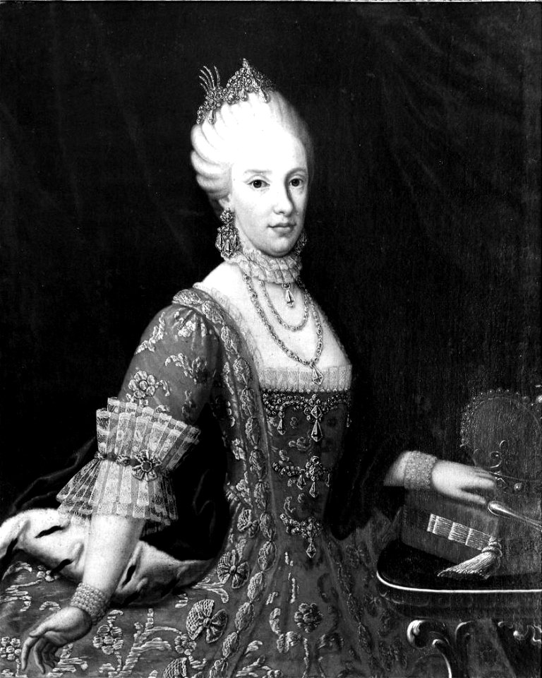 Maria Luisa of Spain, Florence