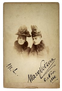 Marie Larisch und Mary Vetsera 1888