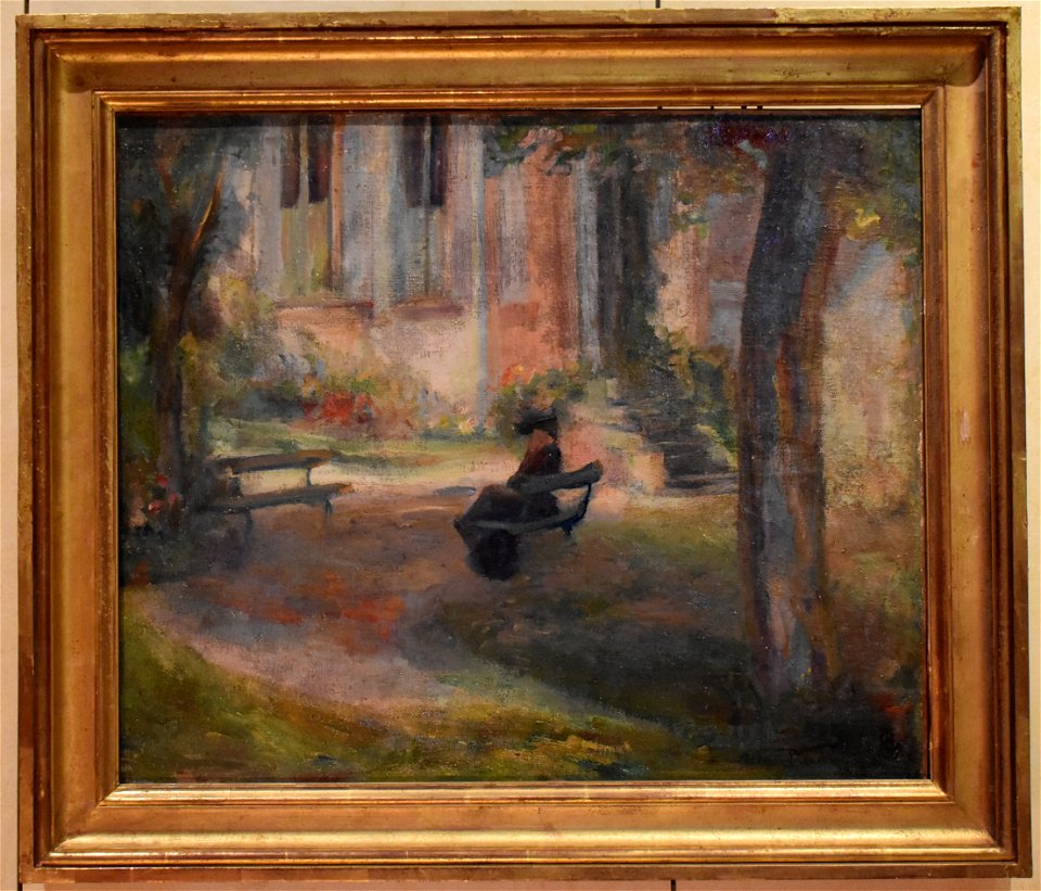 Marie Bermond - Femme dans un parc 01