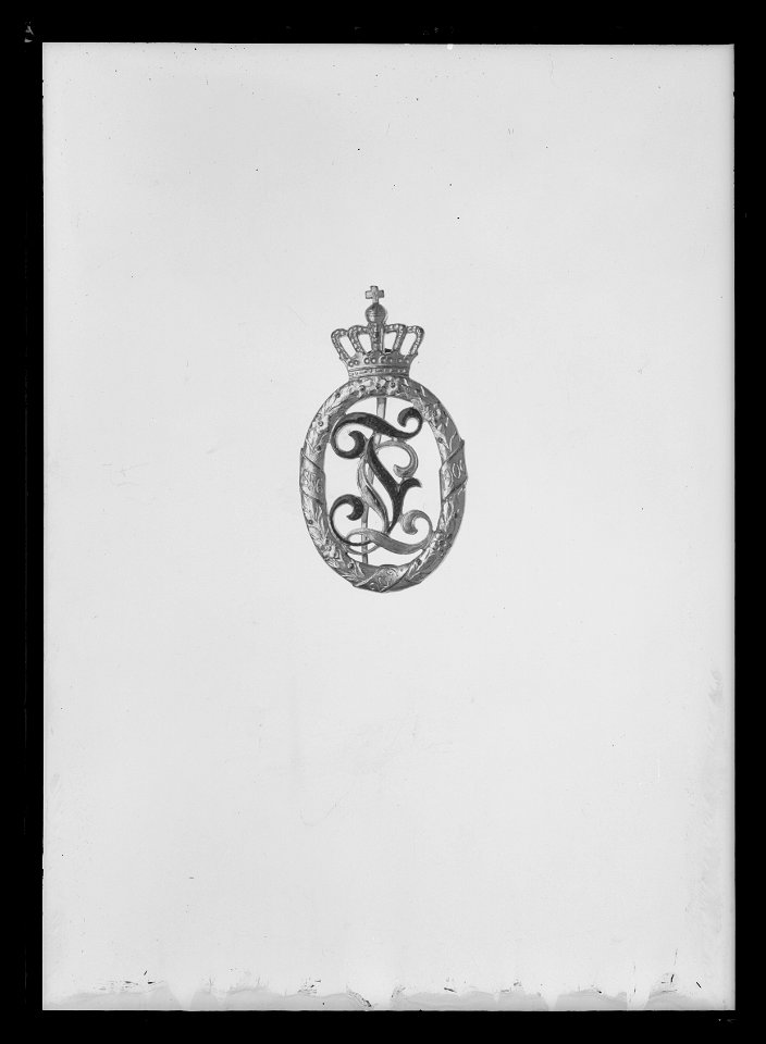 Minnestecken från storhertig Fredriks och storhertiginnan Luises av Baden guldbröllop1906-09-20 - Livrustkammaren - 69954