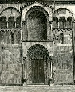 Modena Duomo fianco meridionale Porta detta dei Principi