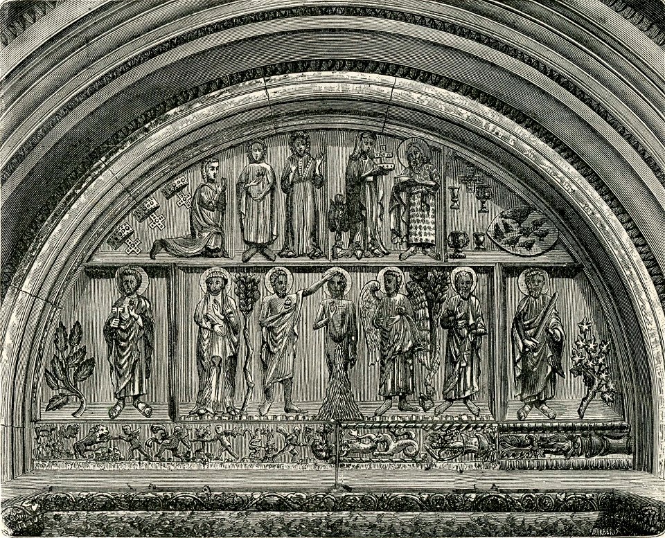 Monza Duomo bassorilievo sopra la porta maggiore