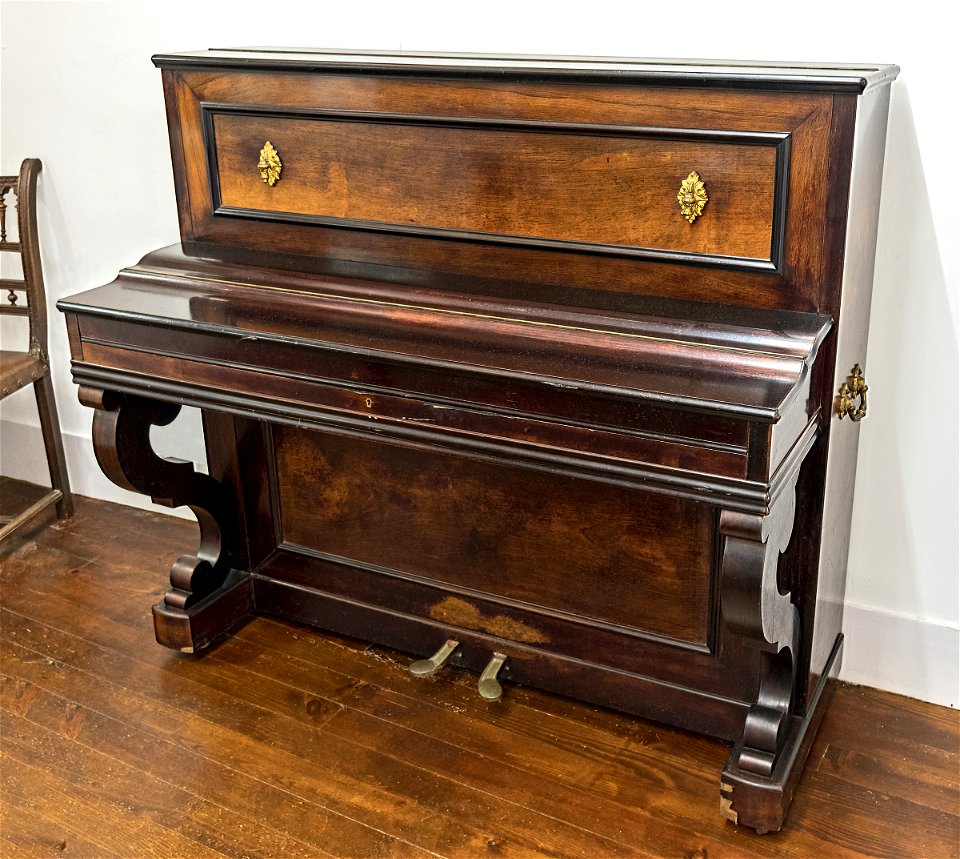 Musée du Vieux Toulouse - Piano du compositeur Louis Deffès