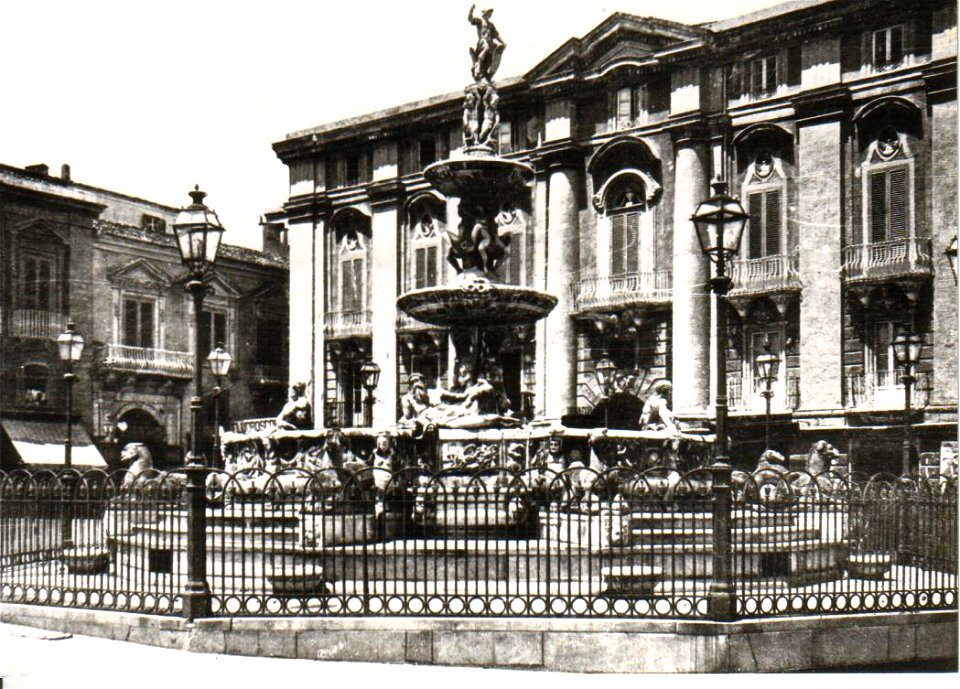 Messina Palazzo Arena(Gianfrancesco Arena and Giacomo Minutolì) 1