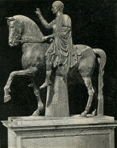 Napoli Museo Nazionale statua equestre di Marco Nonio Balbo padre