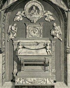 Napoli Chiesa di Montoliveto tomba di Maria d Aragona