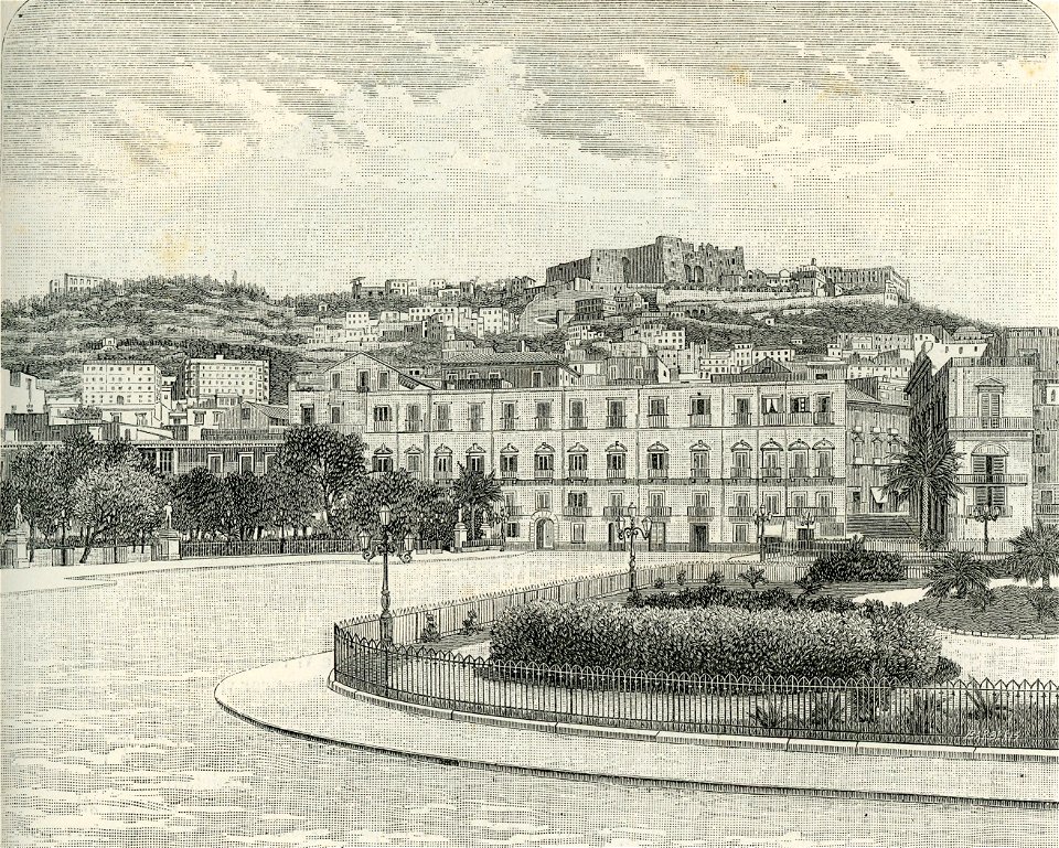 Napoli Piazza della Vittoria e Castel Sant Elmo