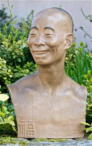 Mich Buste Chih-Fan w