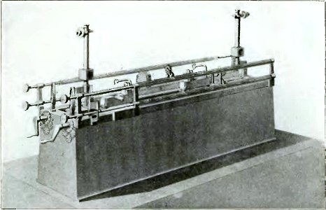 Michelson Light waves and their uses fig076