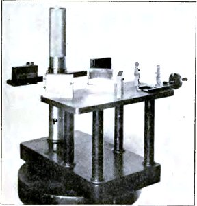 Michelson Light waves and their uses fig037