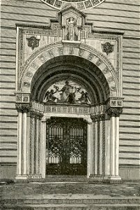 Milano Cimitero Monumentale dettaglio della porta del Famedio