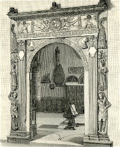 Milano porta in marmo attribuita a Michelozzo nel Museo Archeologico