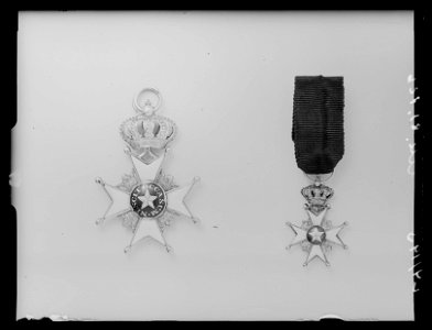 Nordstjärneorden riddarkors miniatyr - Livrustkammaren - 27913