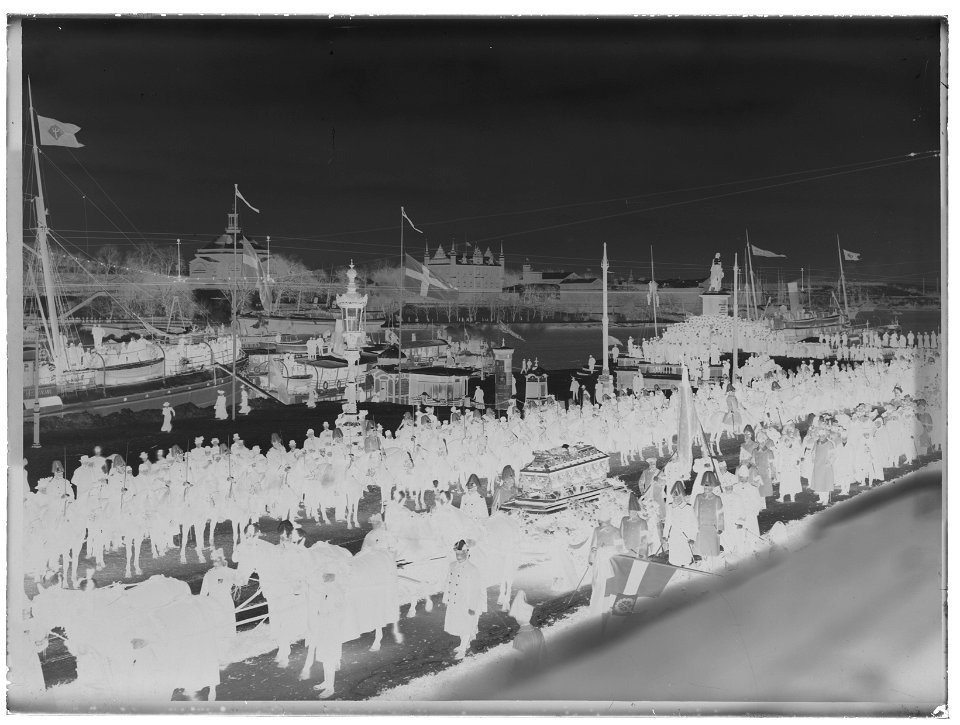 Oscar IIs likfärd - Skeppsbron - Livrustkammaren - 51455-negative