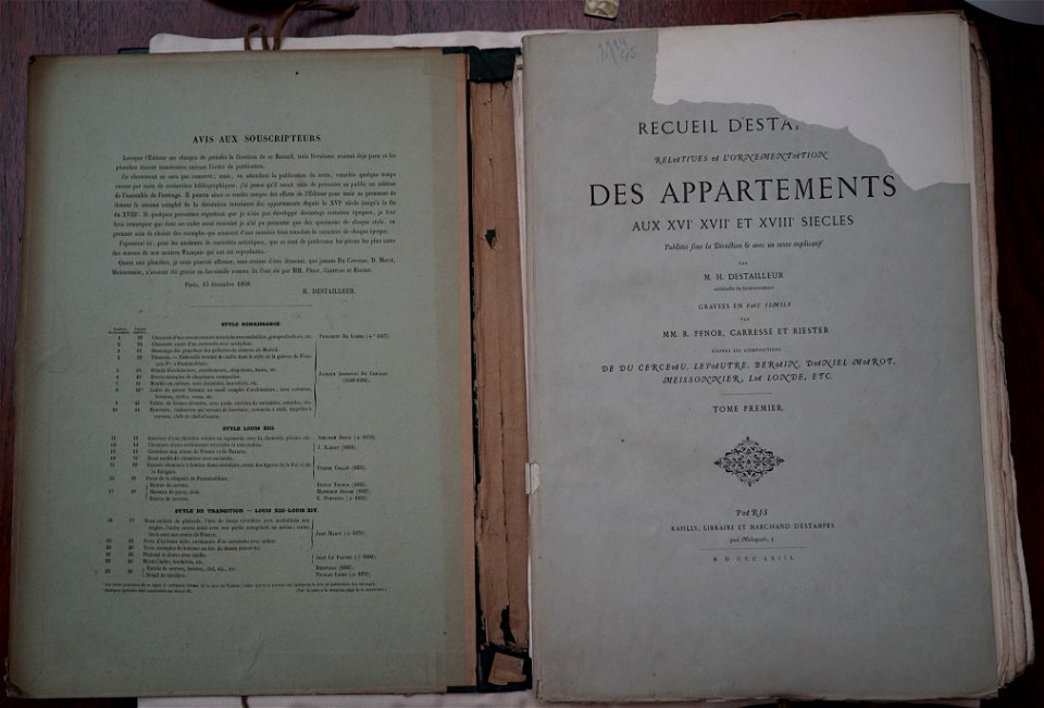 Ornementation des appartements Pfnor 96963