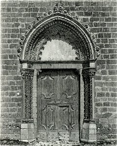 Orvieto porta maggiore della chiesa di Sant’Agostino