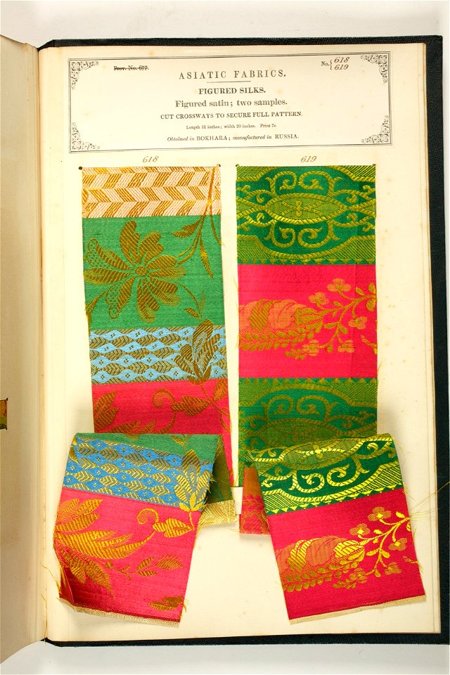 Figured silks n°618, n°619