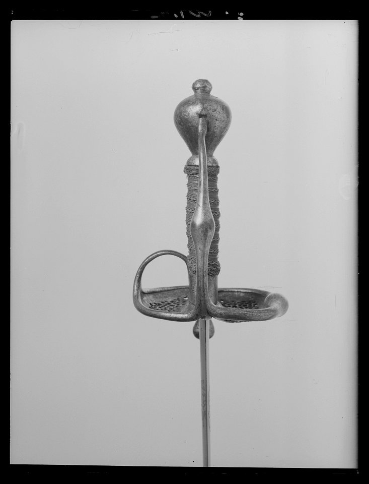 Officersvärja som tillhört Karl X Gustav, Sverige ca 1640-1660 - Livrustkammaren - 53737