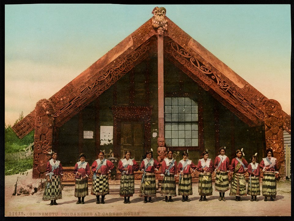 Ohinemutu Poi Dancers at Carved House LCCN2017657821