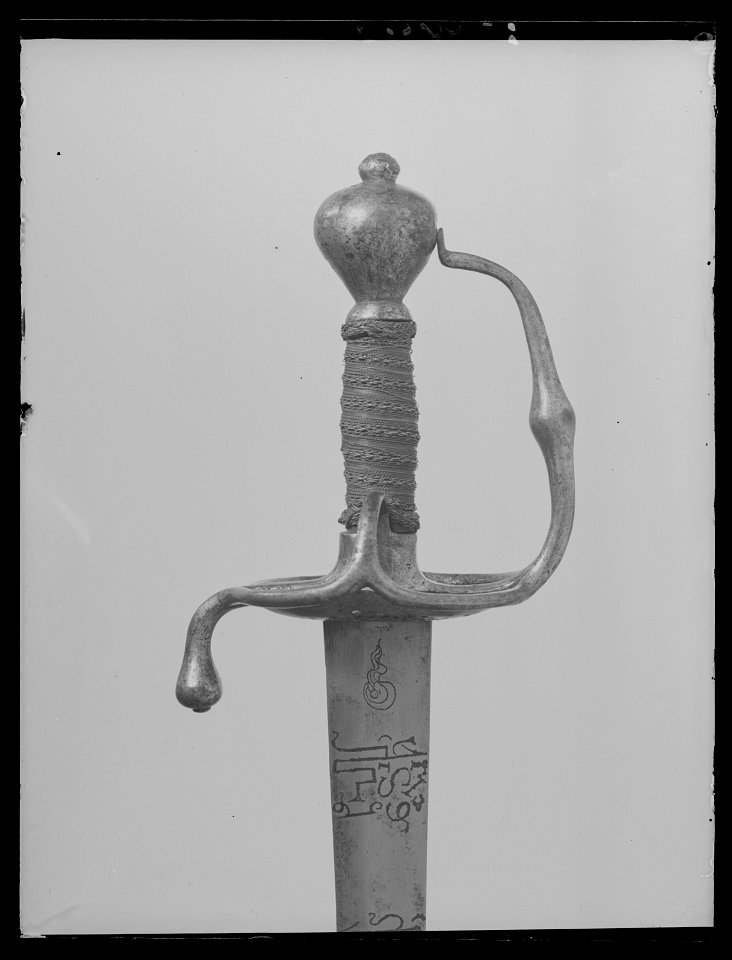 Officersvärja som tillhört Karl X Gustav, Sverige ca 1640-1660 - Livrustkammaren - 36618