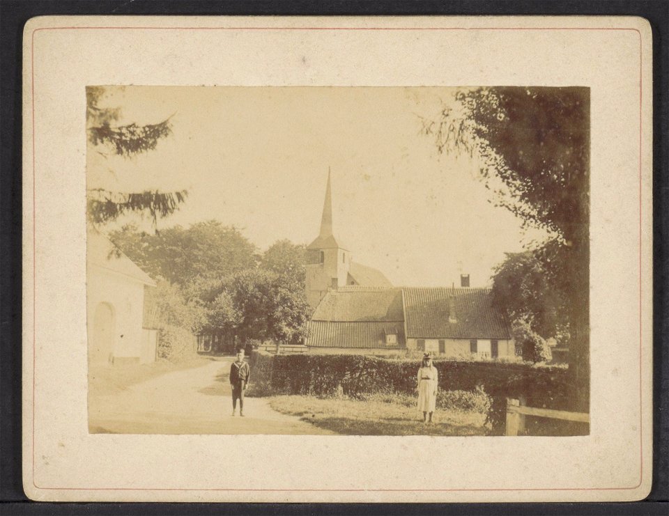 Ongelokaliseerd, dorpsgezicht met kerk, Afb ANWZ00508000001