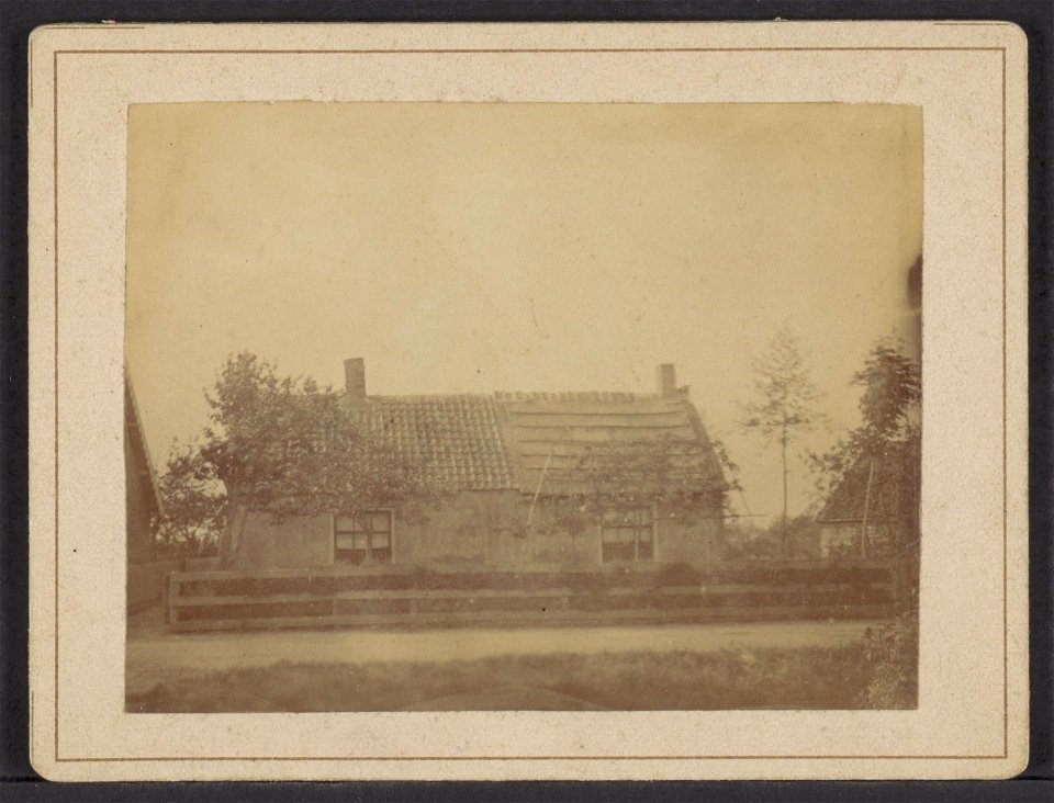 Ongelokaliseerd, boerderij of landhuisje langs een straat, Afb ANWZ00527000001