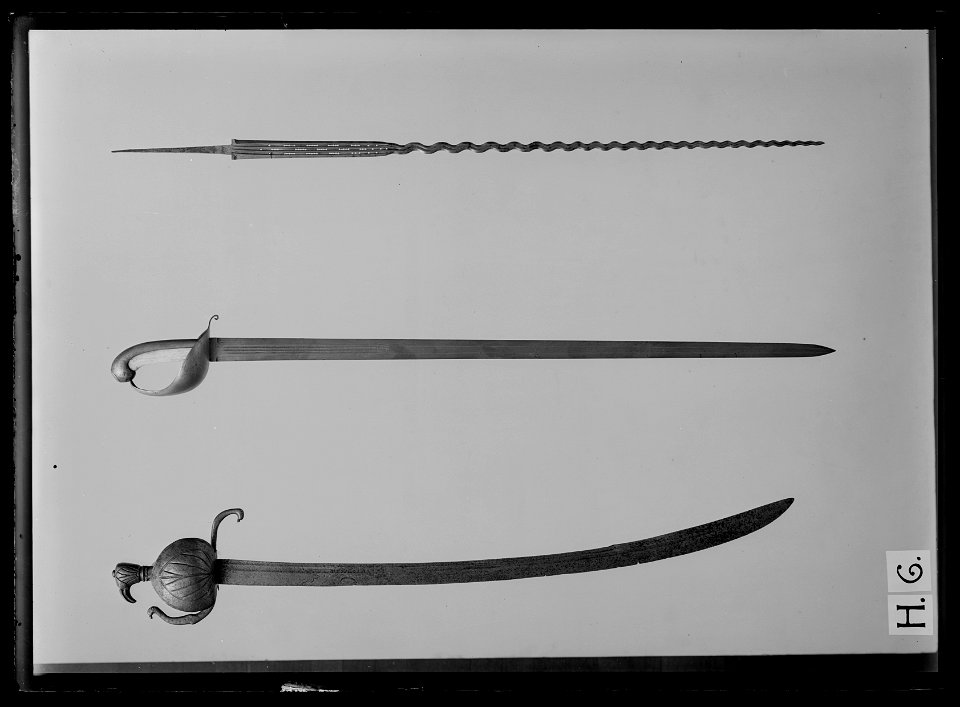 Pallasch med sabelfäste, Spanien , ca 1800 - Livrustkammaren - 60701