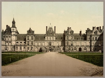 Palais de Fontainebleau. La Cour des Adieux LCCN2017659790