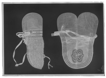 Pansarhandske, Kaukasus - Livrustkammaren - 34790-negative