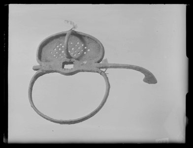 Pareranordning till värja, fragment - Livrustkammaren - 79240