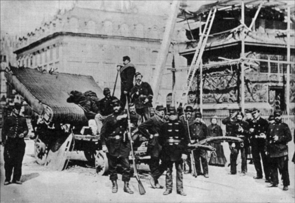 Pariser Kommune 1871 beim Sturz der Vendome Säule Mit NapoleonI