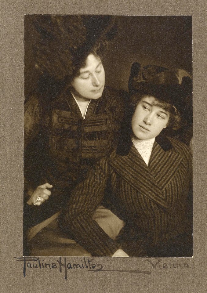 Pauline Hamilton Porträt Clothilde Schrack und Tochter Herta c1910