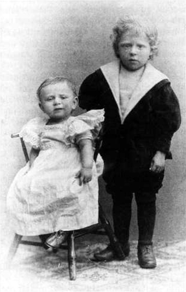 Paul und Gregor Strasser 1897