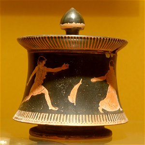 Peleus pursuing Thetis pyxis Nationalmuseet 4735